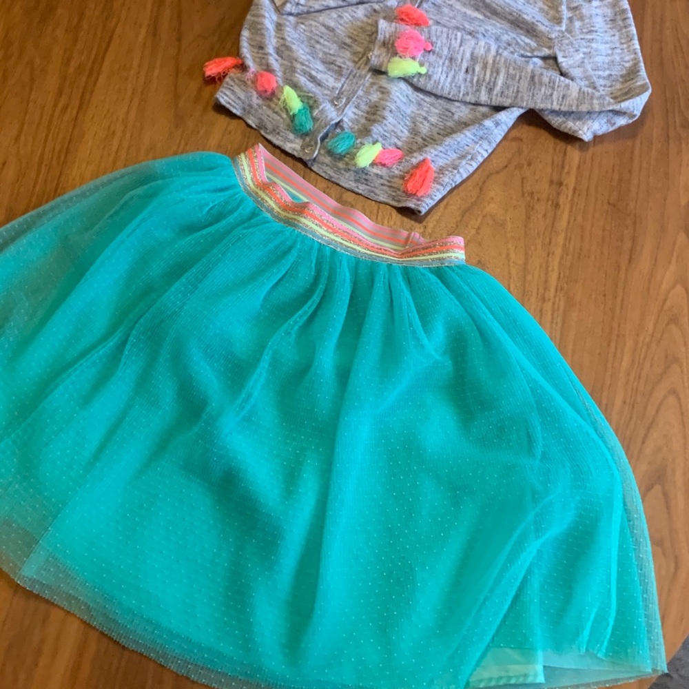 **SOLD***Cat and Jack girls size 6